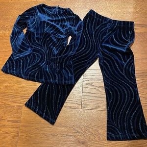 3 for $15 Magical girls festive groovy 4T velour sparkle set